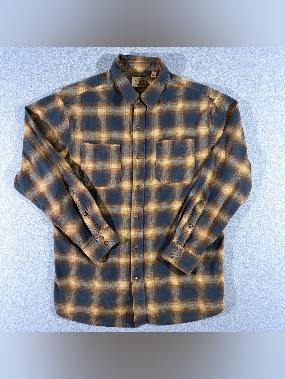 Red Head Ranch Men's L Brown Plaid Flannel Pearl Snap Casual Button Down Shirt